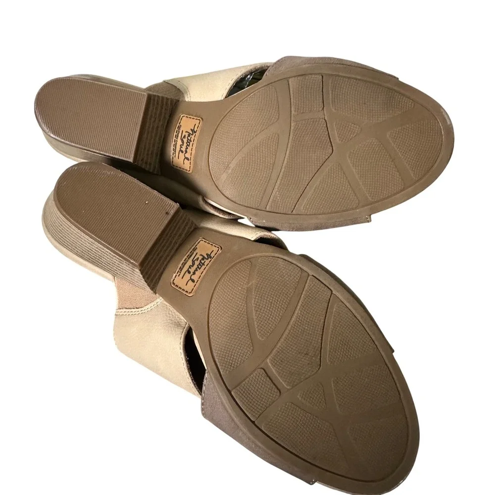 Natural Soul Wedge‎ Sandals Mushroom Buff Open Toe Mules Size 8.5M Comfort